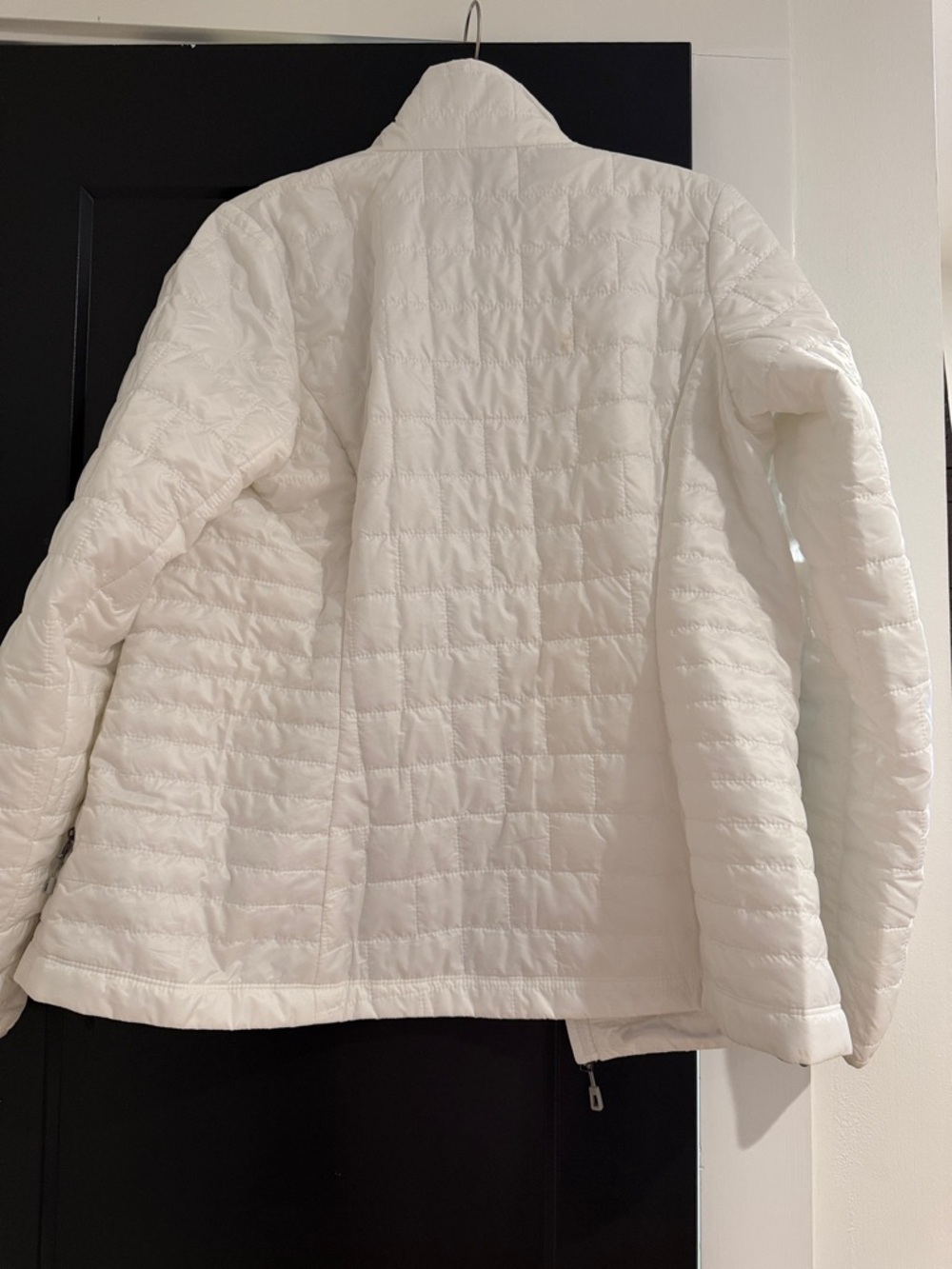 Patagonia White Quilted Insulated Jacket - Picture 5 of 6